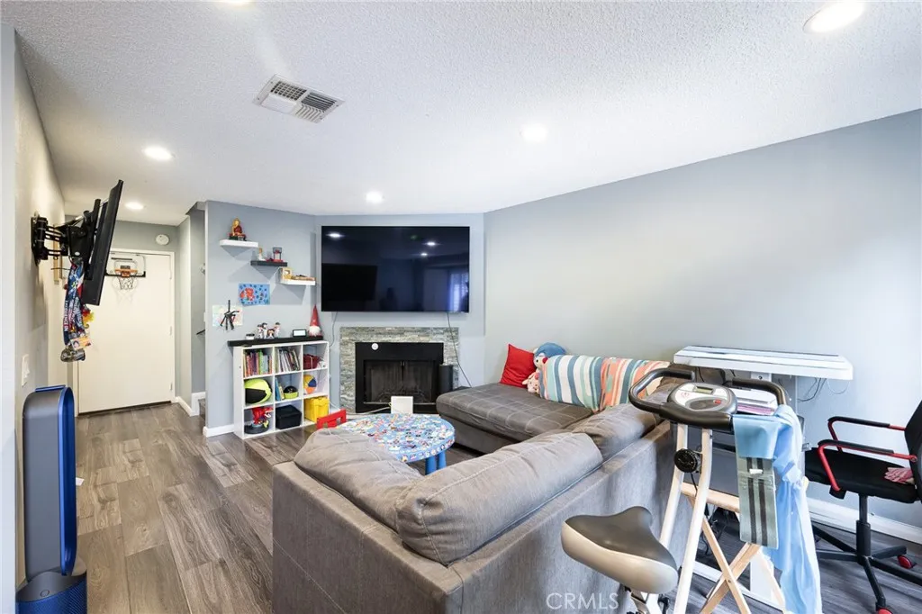 Additional image 4 of 2127 Abrazo Drive, West Covina, CA 91791