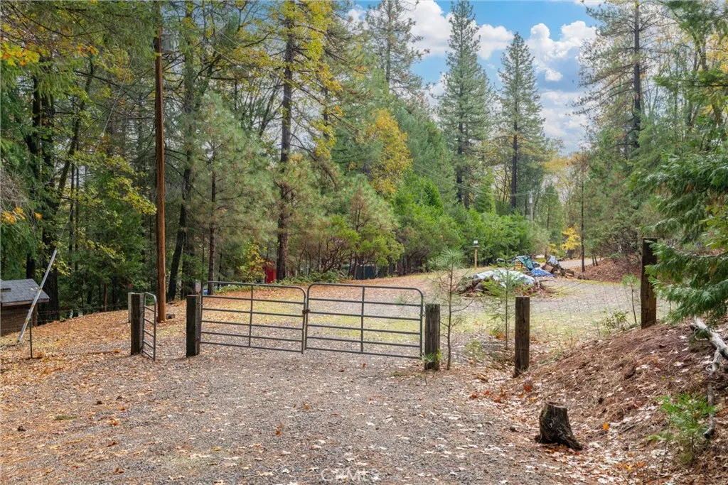 Additional image 59 of 16376 Stage Road, Forest Ranch, CA 95942
