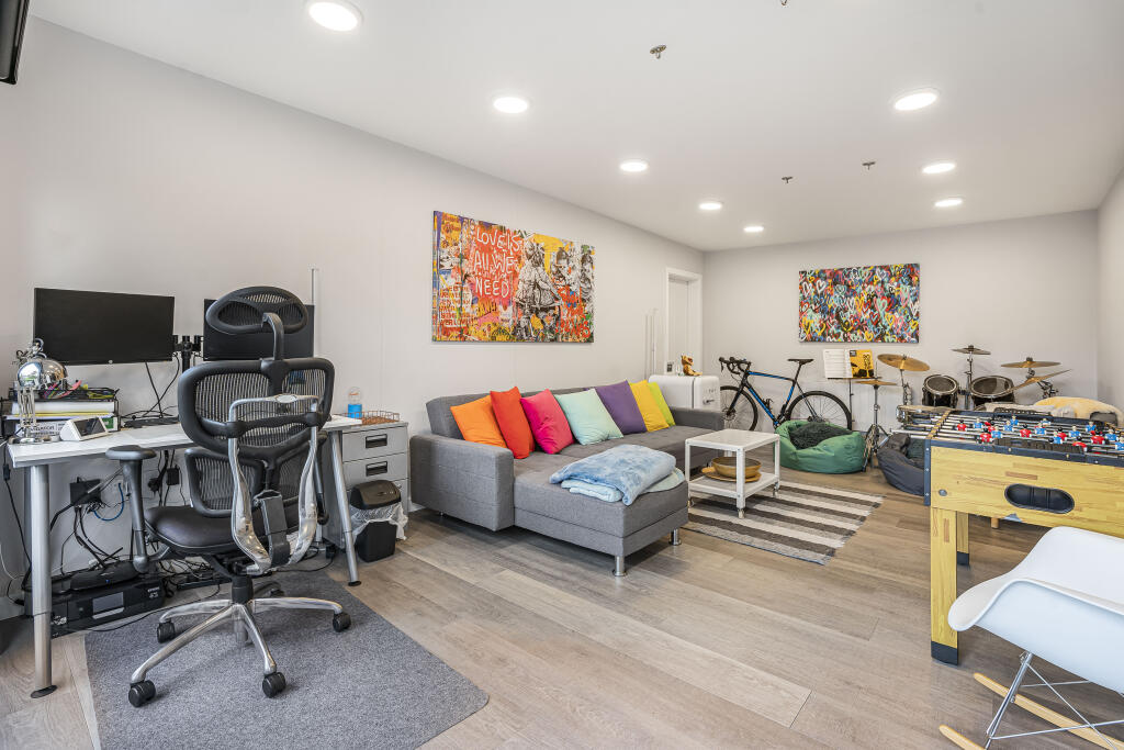 Additional image 33 of Charmouth Road, St. Albans, Hertfordshire, AL1