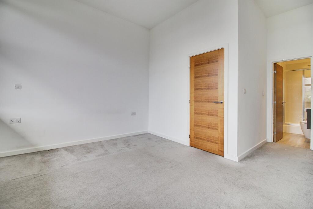 Additional image 6 of Mundells, Welwyn Garden City