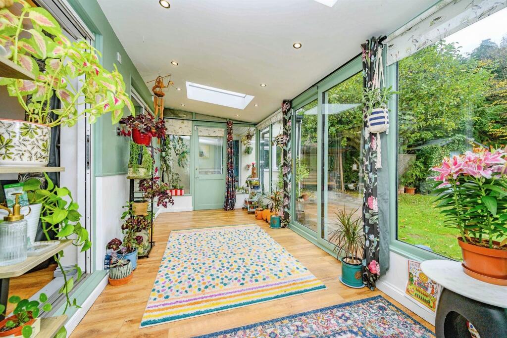 Additional image 6 of Stonecross Road, Hatfield