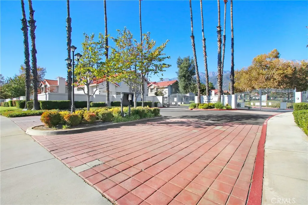 9872 Highland Avenue Unit D, Rancho Cucamonga, CA 91737