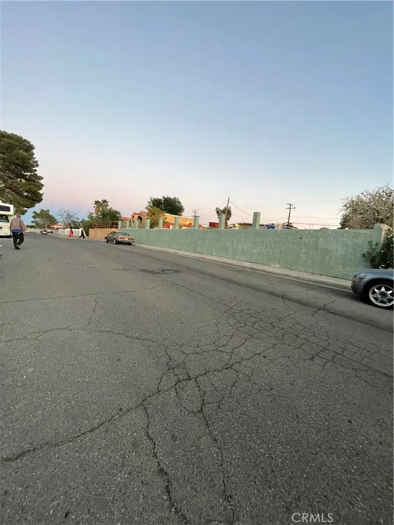 Additional image 60 of 226 E Fredricks St, Barstow, CA 92311