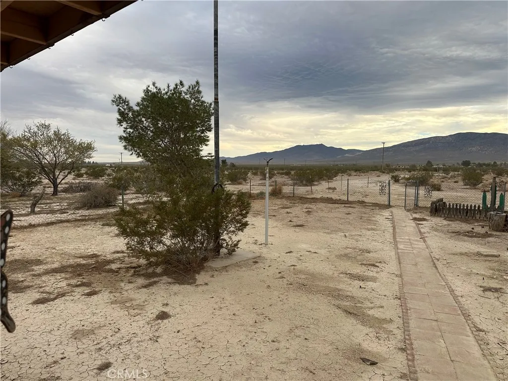 Additional image 25 of 38333 E End Rd, Lucerne Valley, CA 92356
