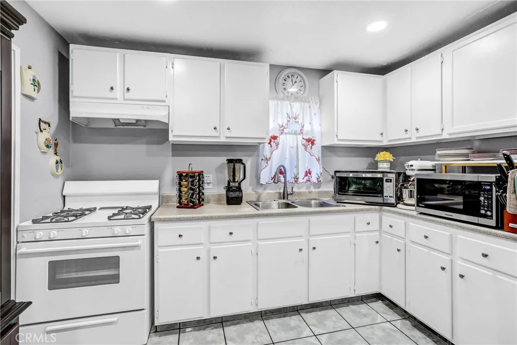 Additional image 11 of 7848 Elm Street, Highland, CA 92410