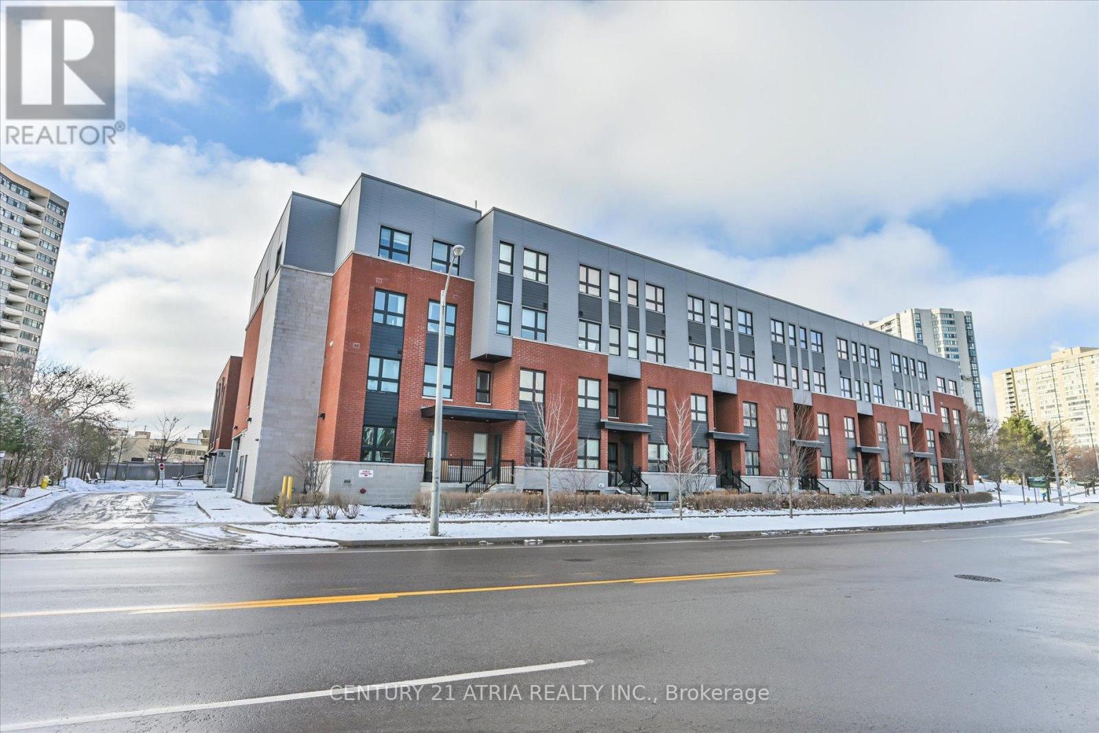 Property image for 111 - 2100 BRIDLETOWNE CIRCLE|Toronto (L'Amoreaux), Ontario M1W0A6