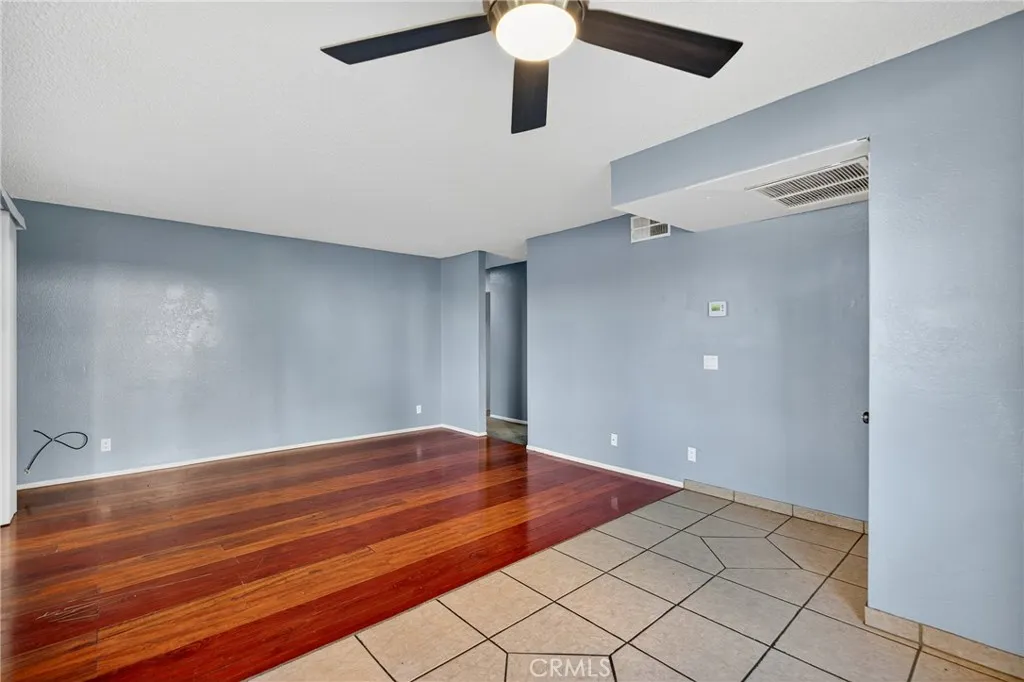 Additional image 10 of 2554 Olive Drive Unit 165, Palmdale, CA 93550