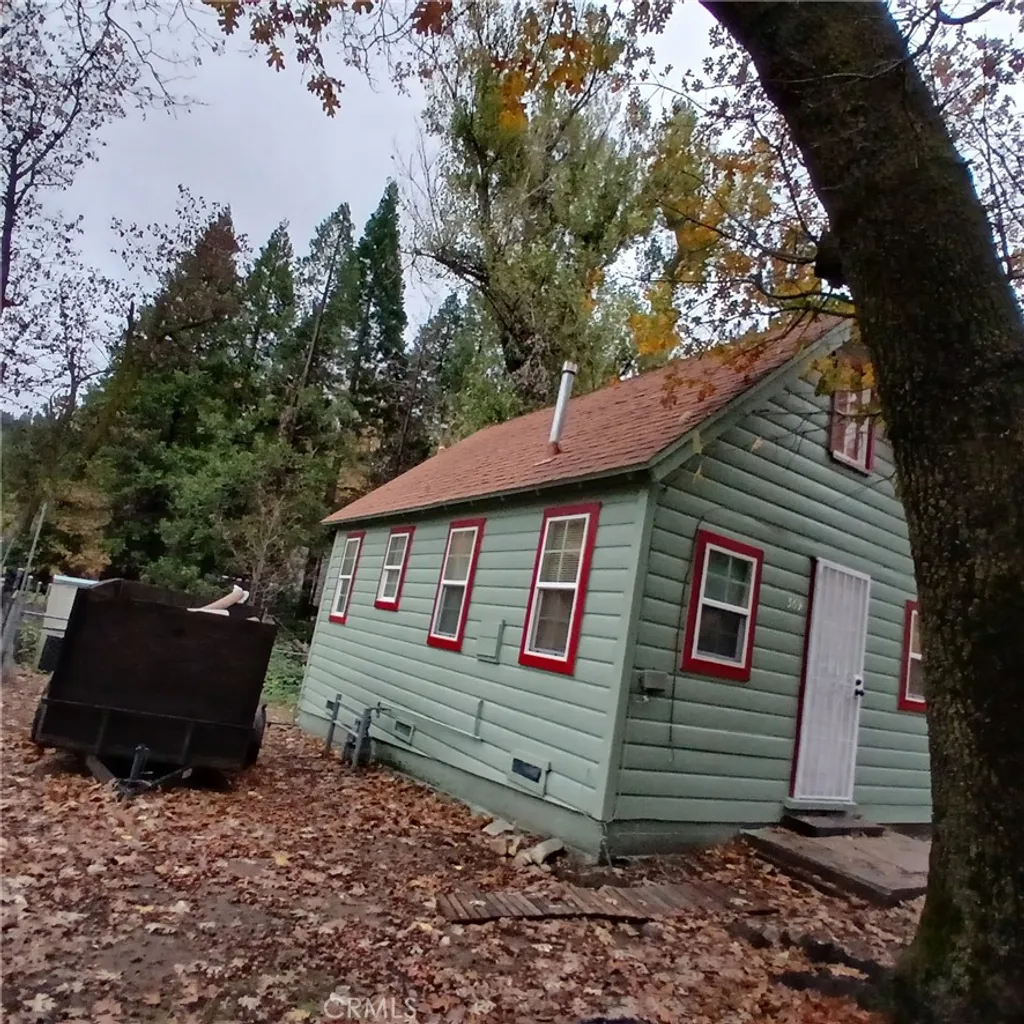 Additional image 4 of 369 Log Lane, Crestline, CA 92325