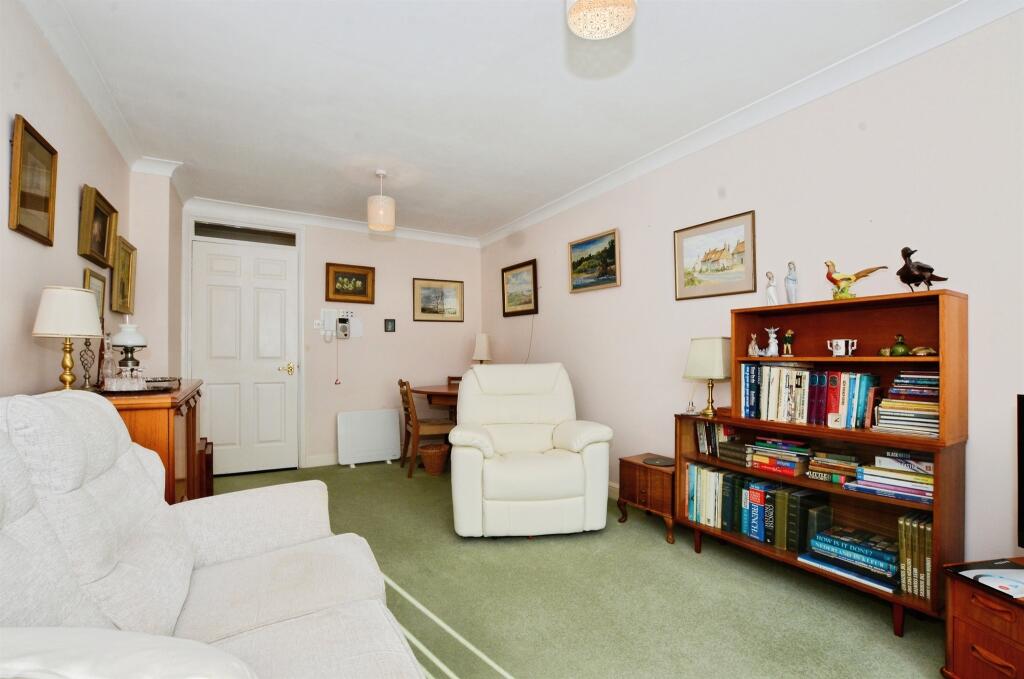 Additional image 14 of Batchwood View, St. Albans