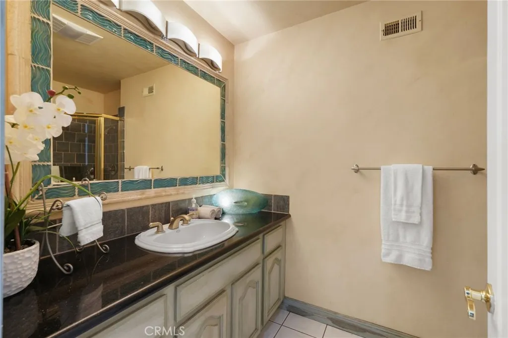 Additional image 108 of 18760 Wells, Tarzana, CA 91356