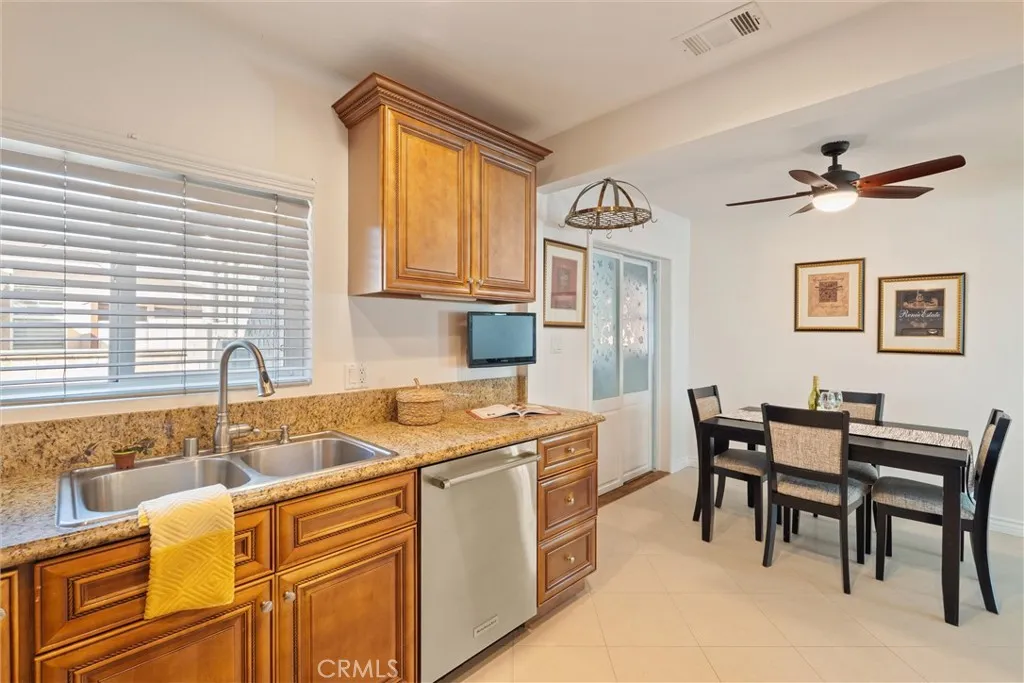 Additional image 18 of 4821 E Los Coyotes Diagonal, Long Beach, CA 90815