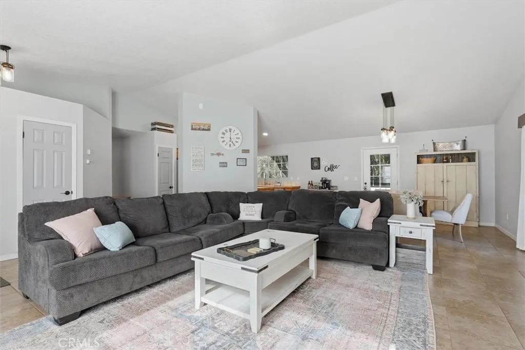 Additional image 10 of 31562 Sioux Rd, Coarsegold, CA 93614