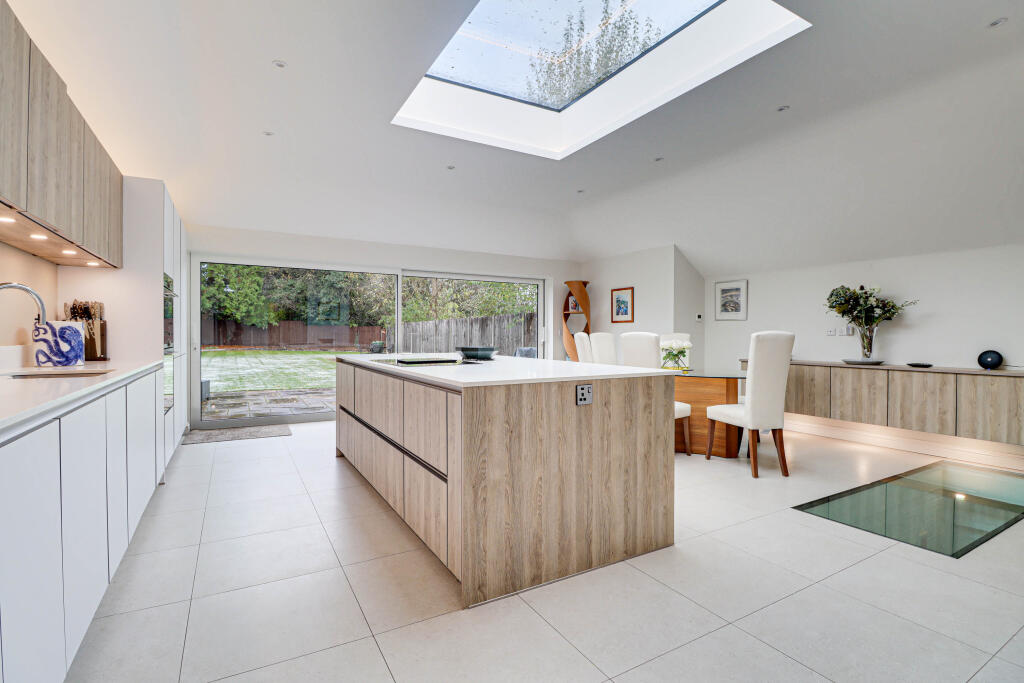 Additional image 7 of West Way, Harpenden, AL5