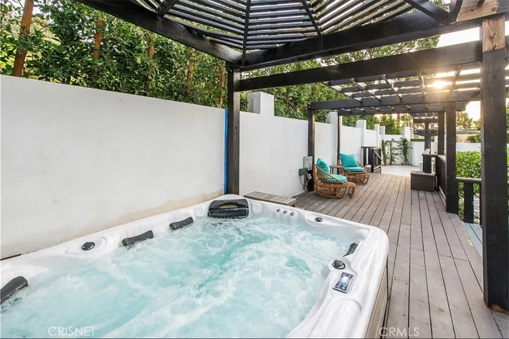 Additional image 61 of 2650 Lisco Pl, Los Angeles, CA 90046