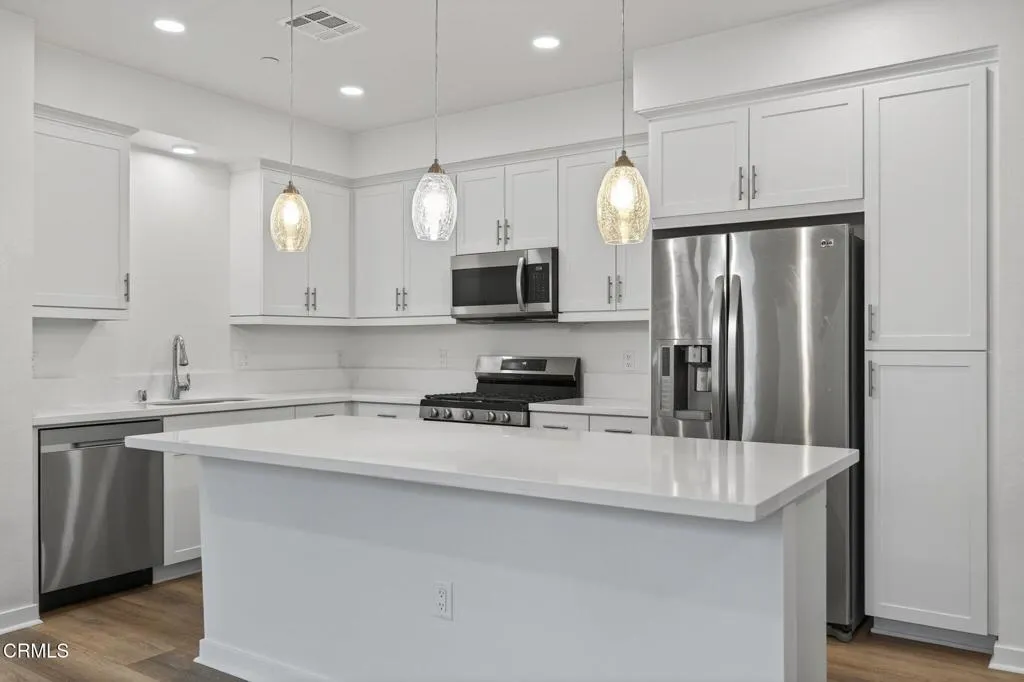 Additional image 29 of 611 Winchester Drive, Oxnard, CA 93036