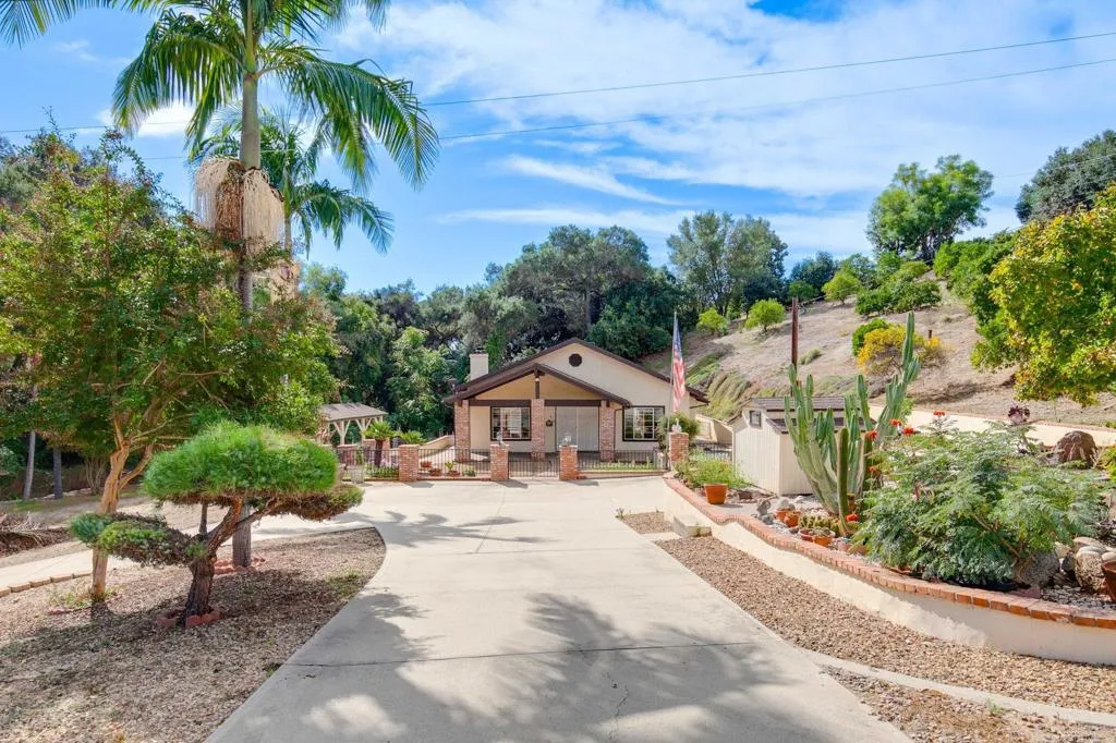 Additional image 113 of 2573 Los Alisos S, Fallbrook, CA 92028