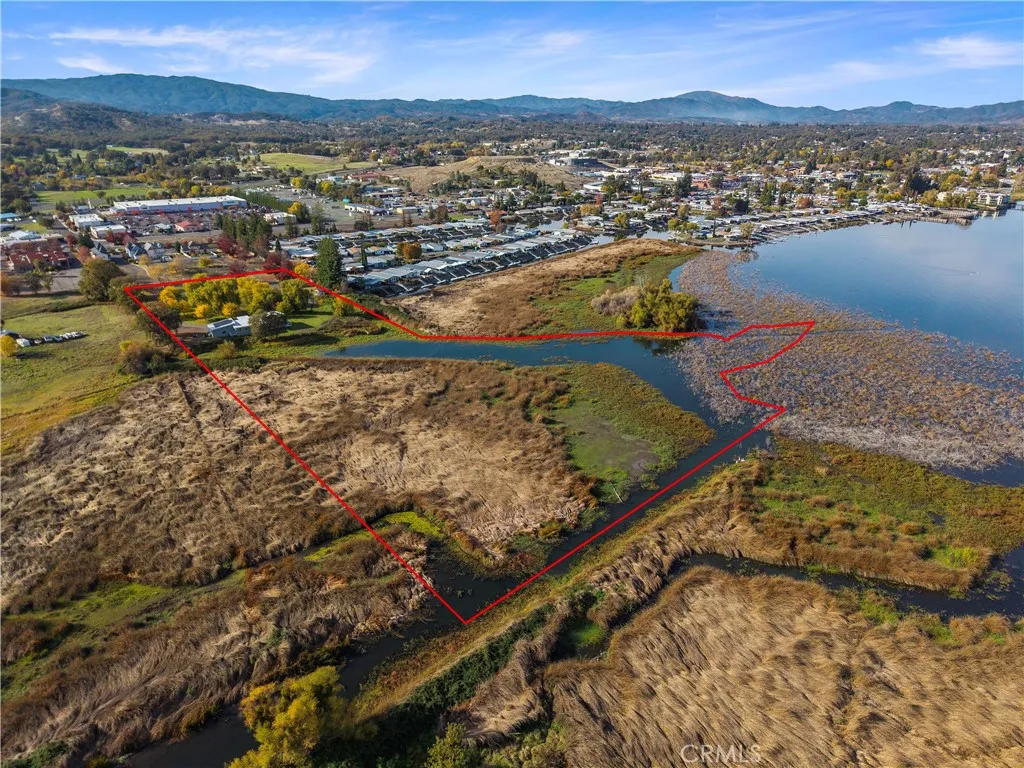 Additional image 136 of 8 Queen Ann Way, Lakeport, CA 95453