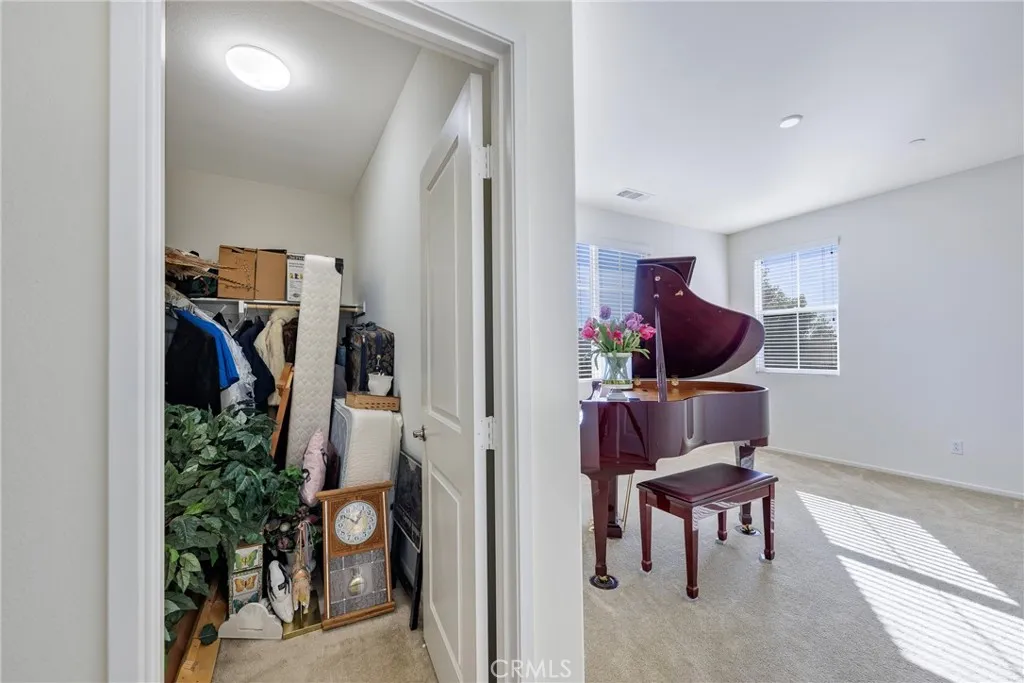 Additional image 144 of 11781 Forsythia St, Jurupa Valley, CA 91752