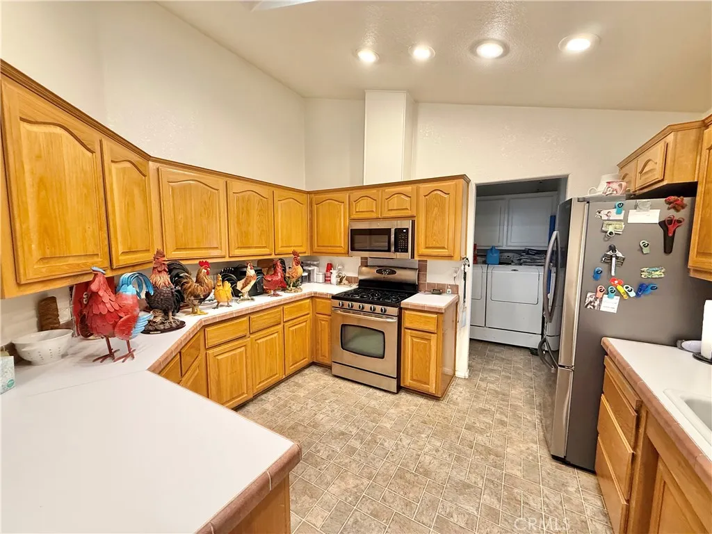 Additional image 27 of 4040 Piedmont Drive Unit 328, Highland, CA 92346