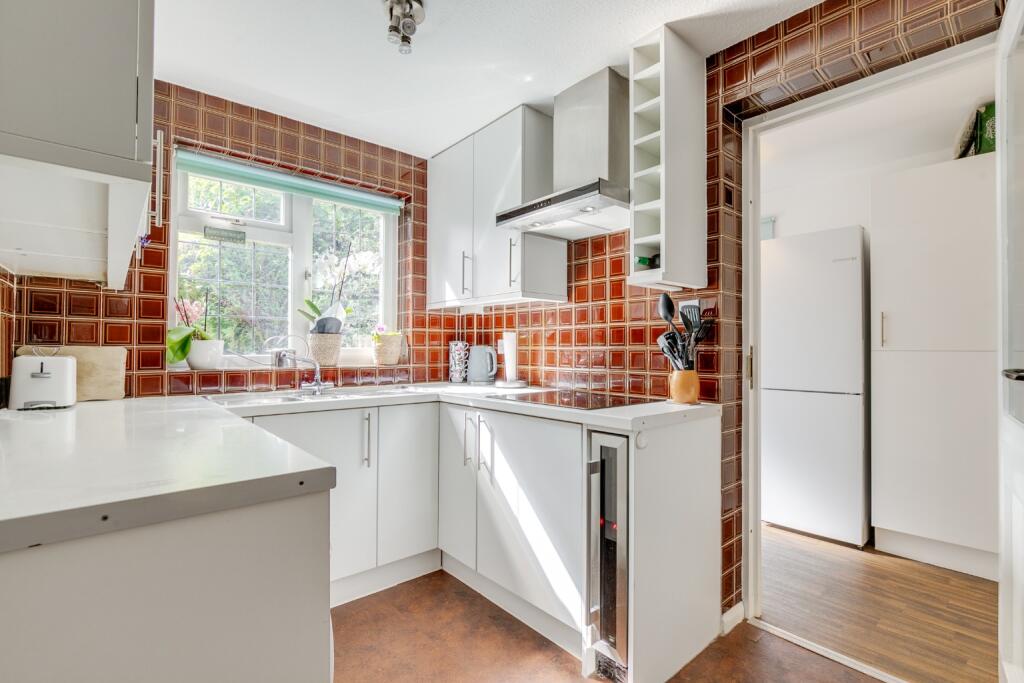 Additional image 8 of Elmoor Avenue, Welwyn, Hertfordshire, AL6 9PA