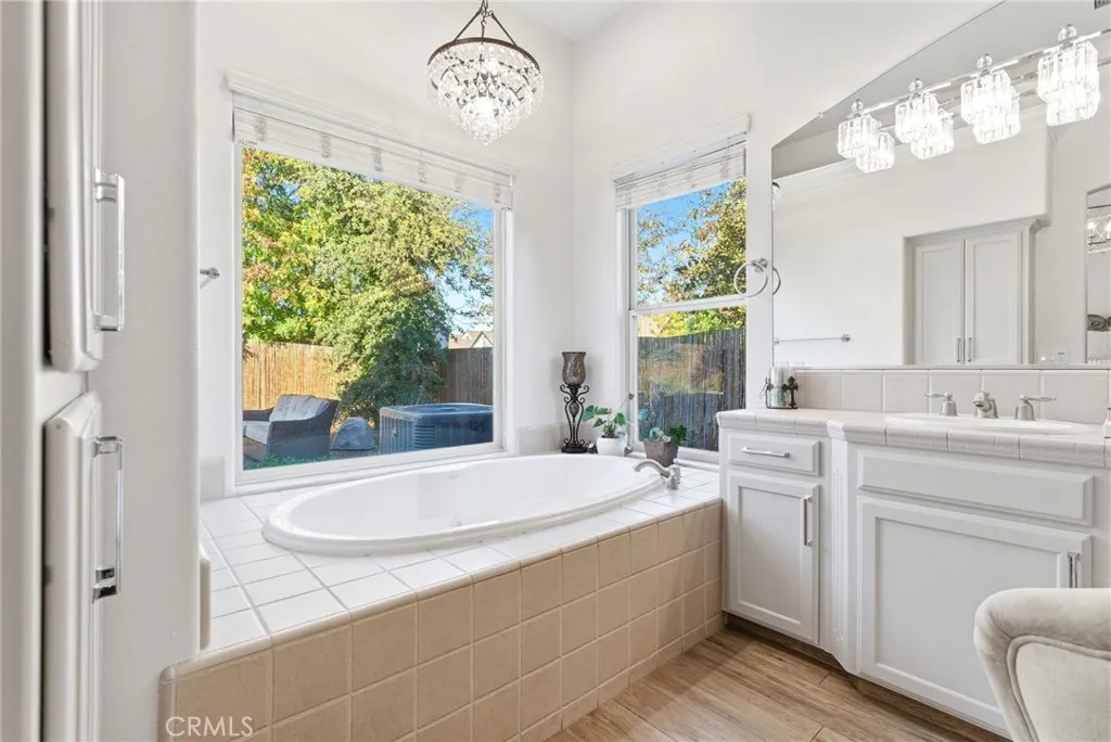 Additional image 118 of 170 W Pioneer Way, Hanford, CA 93230