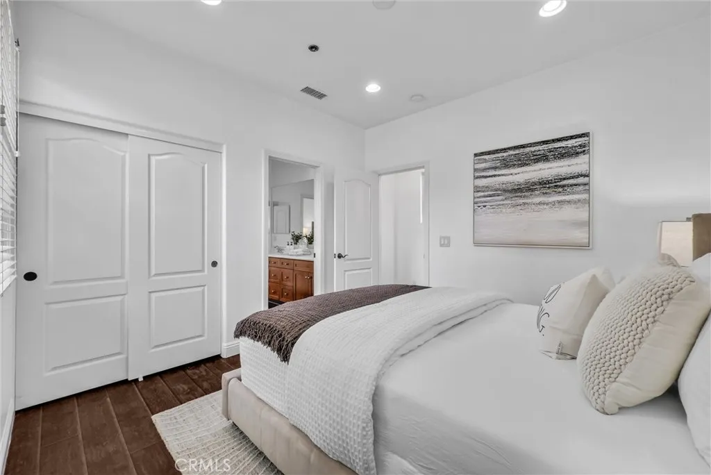 Additional image 66 of 65 Chantilly, Irvine, CA 92620