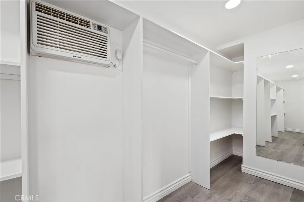 Additional image 12 of 930 S Emerald Street, Anaheim, CA 92804