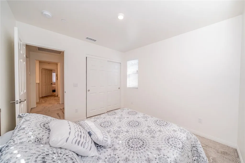 Additional image 78 of 214 Bonita Lane, Rialto, CA 92376