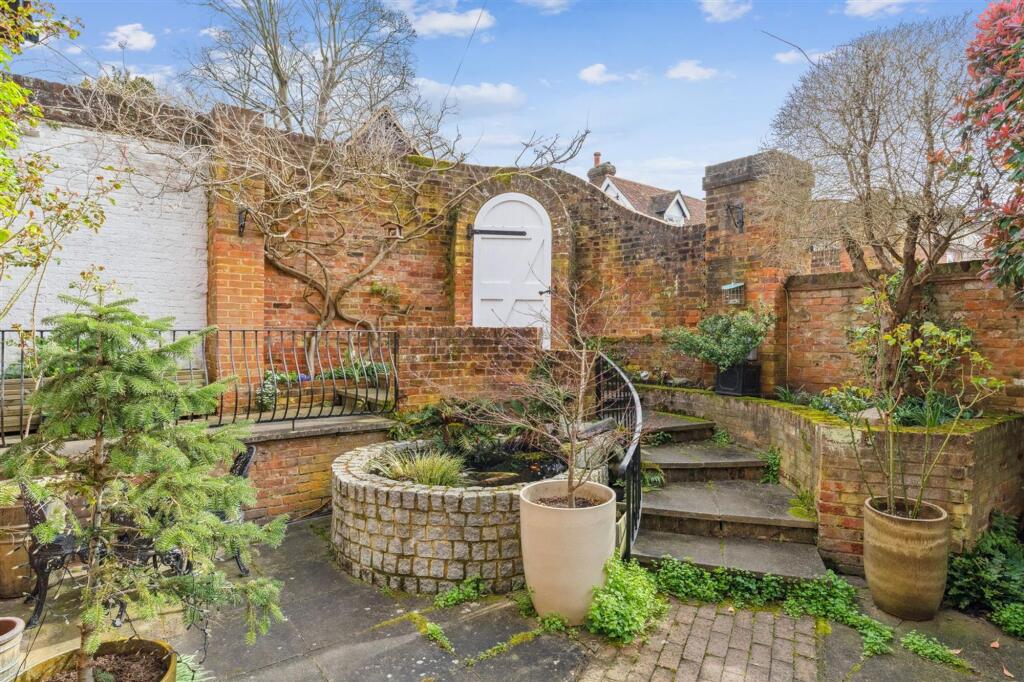 Additional image 20 of Fishpool Street, St. Albans, AL3