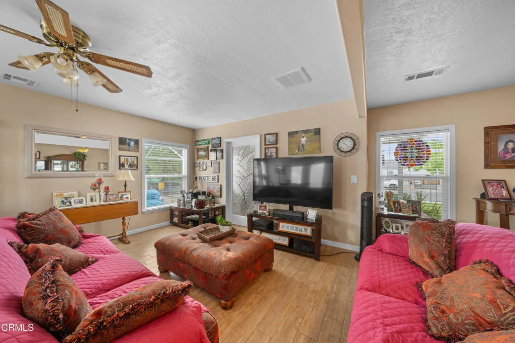 Additional image 36 of 2304 San Marino Drive, Bakersfield, CA 93309