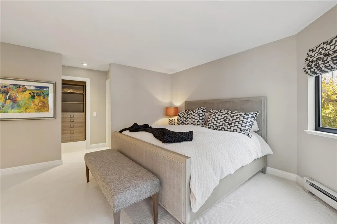 Additional image 102 of 373 Lombard St, San Francisco, CA 94133