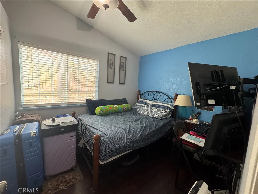 Additional image 97 of 3072 Lynwood Dr, Highland, CA 92346