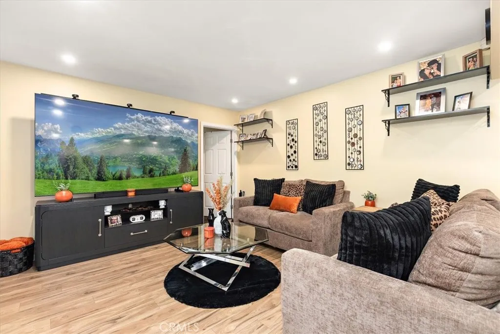 Additional image 75 of 11612 Cimarron Ave, Hawthorne, CA 90250