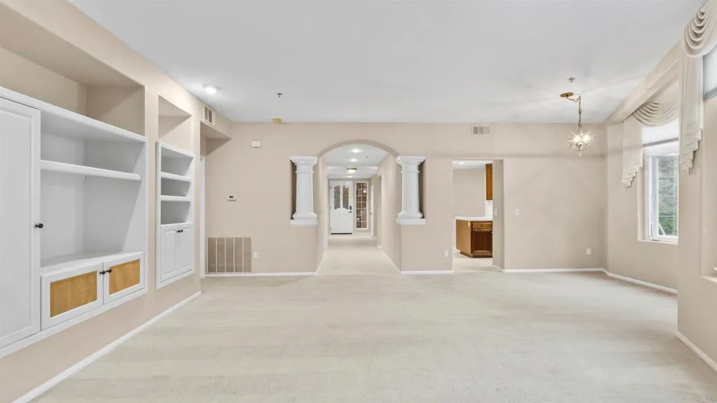 Additional image 15 of 2894 Torrey Pines Rd, La Jolla, CA 92037