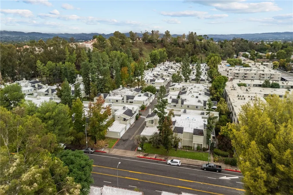 Property image for 22123 Burbank Blvd #2, Woodland Hills, CA 91367
