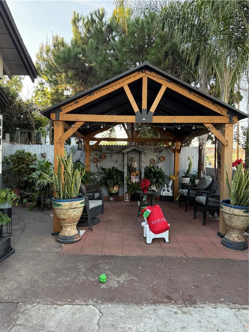 800 W 97th St, Los Angeles, CA 90044