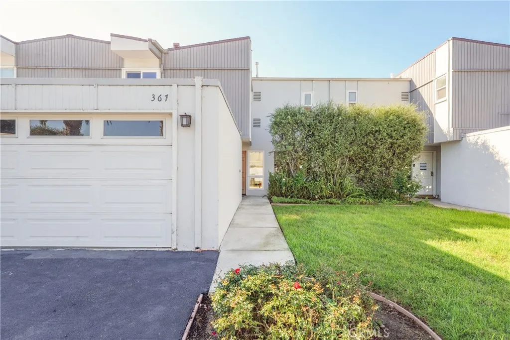 Additional image 44 of 367 Grenoble Lane, Costa Mesa, CA 92627