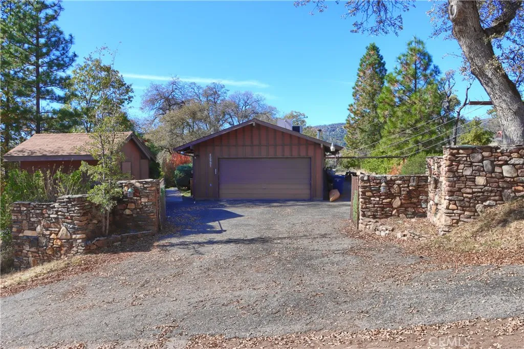 Additional image 55 of 42997 E Mountain View Lane, Oakhurst, CA 93644