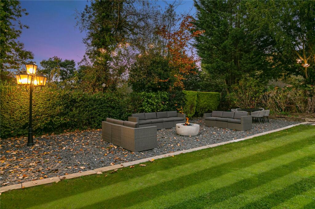 Additional image 37 of Brookmans Avenue, Brookmans Park, AL9