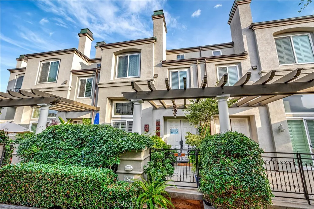 Additional image 60 of 6251 Surfpoint Cir, Huntington Beach, CA 92648