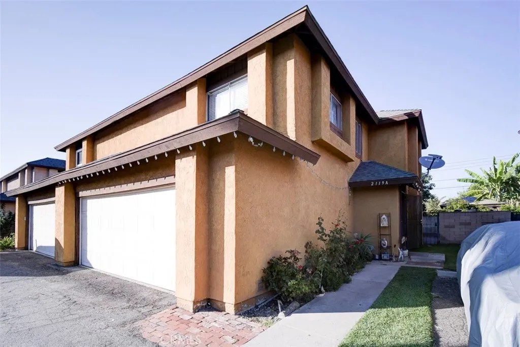 Additional image 3 of 2119 W Edinger Unit A Ave, Santa Ana, CA 92704