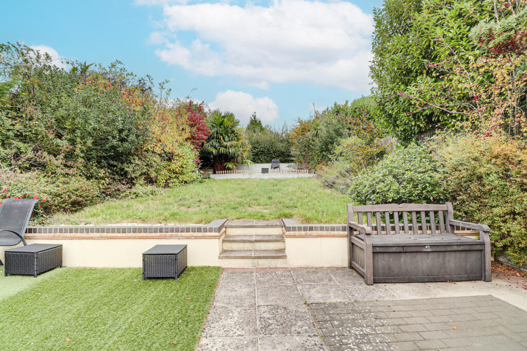 Additional image 4 of Butt Field View, St Albans, AL1