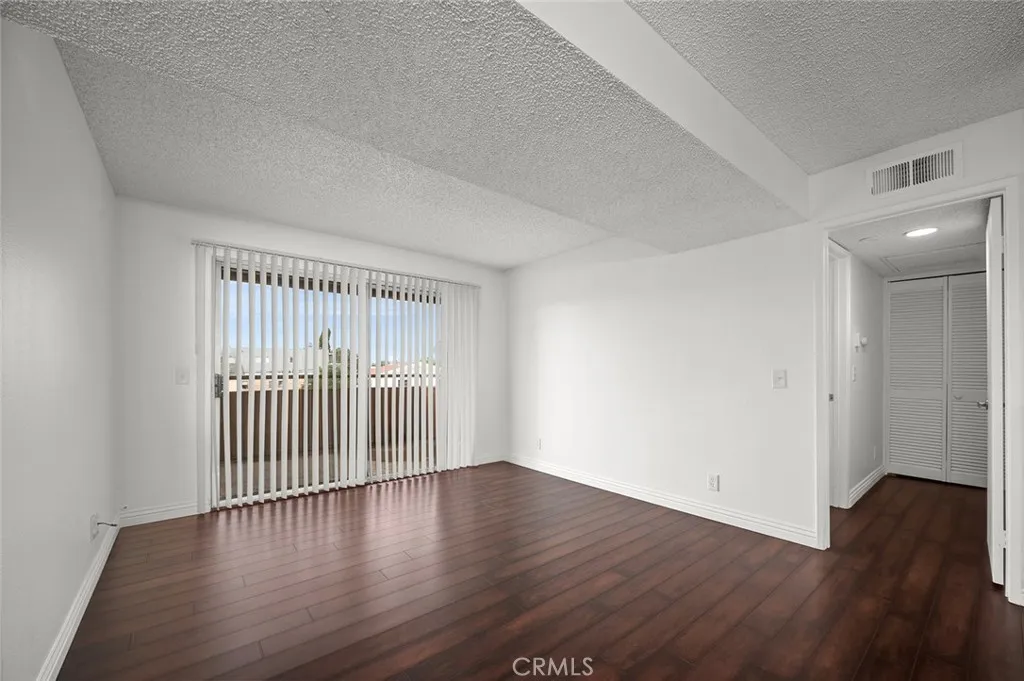 Additional image 10 of 2507 E 15th St Unit 204, Long Beach, CA 90804