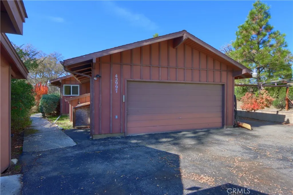 Additional image 62 of 42997 E Mountain View Lane, Oakhurst, CA 93644