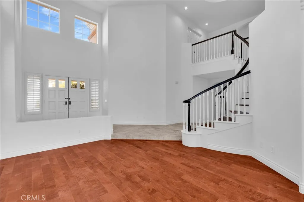 Additional image 9 of 32 Salinas, Lake Forest, CA 92610