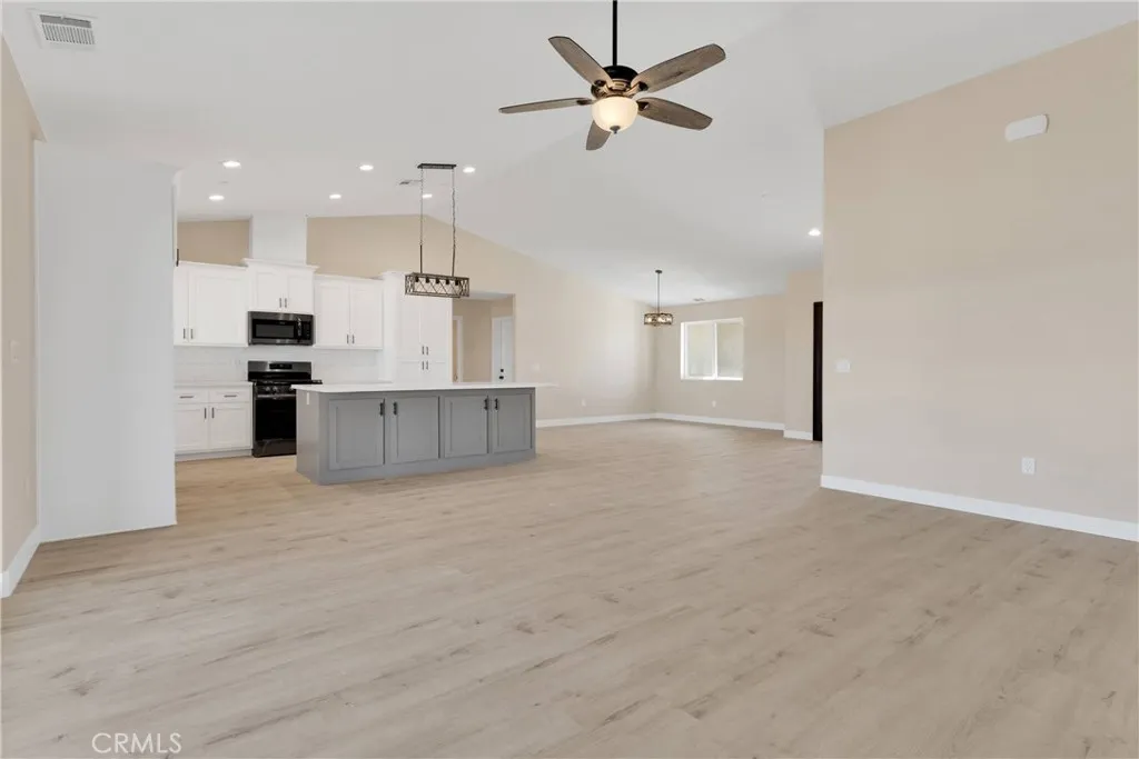 Additional image 6 of 22520 Houston Street, Apple Valley, CA 92308