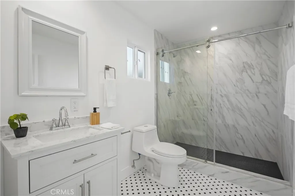 Additional image 37 of 20000 Tipico Street, Chatsworth, CA 91311