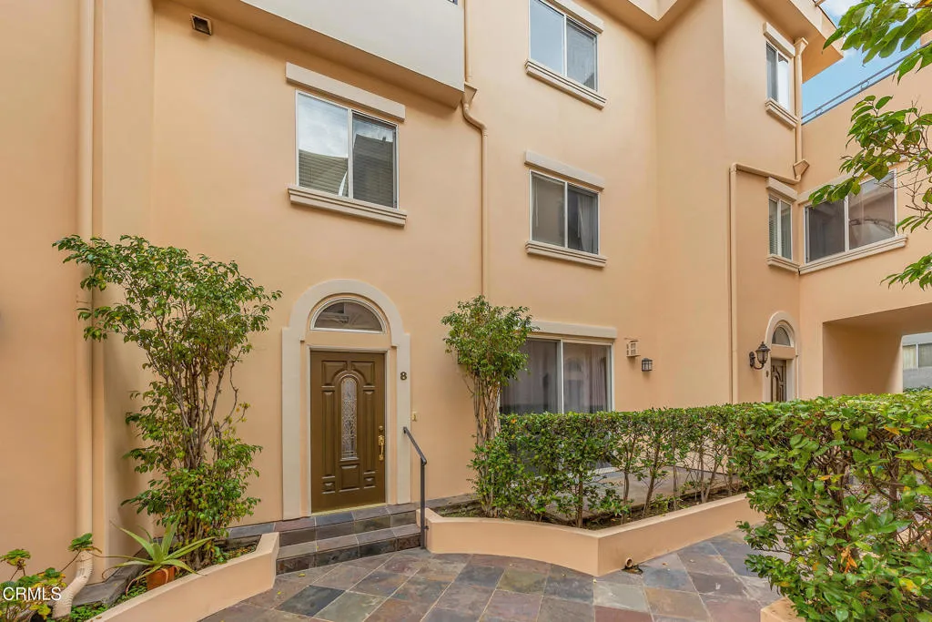 Additional image 3 of 4732 Radford Avenue Unit 8, Valley Village, CA 91607