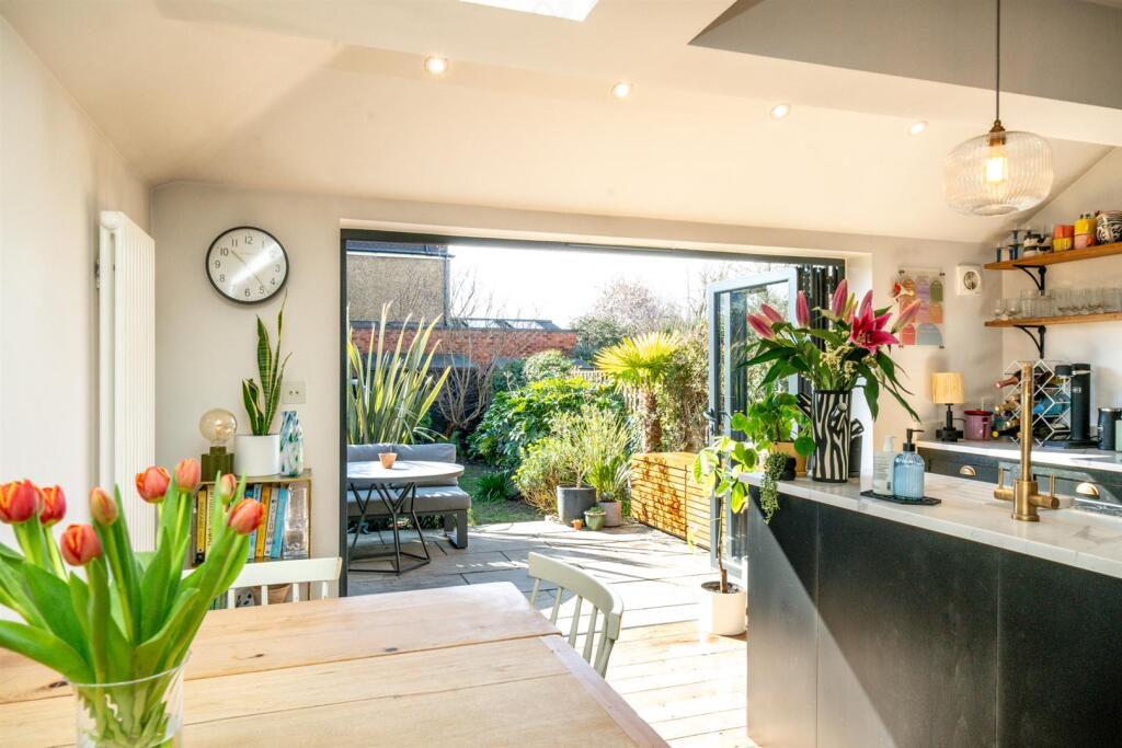 Additional image 11 of Brampton Road, St. Albans