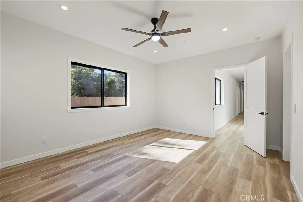 Additional image 52 of 4208 New York Ave, La Crescenta, CA 91214